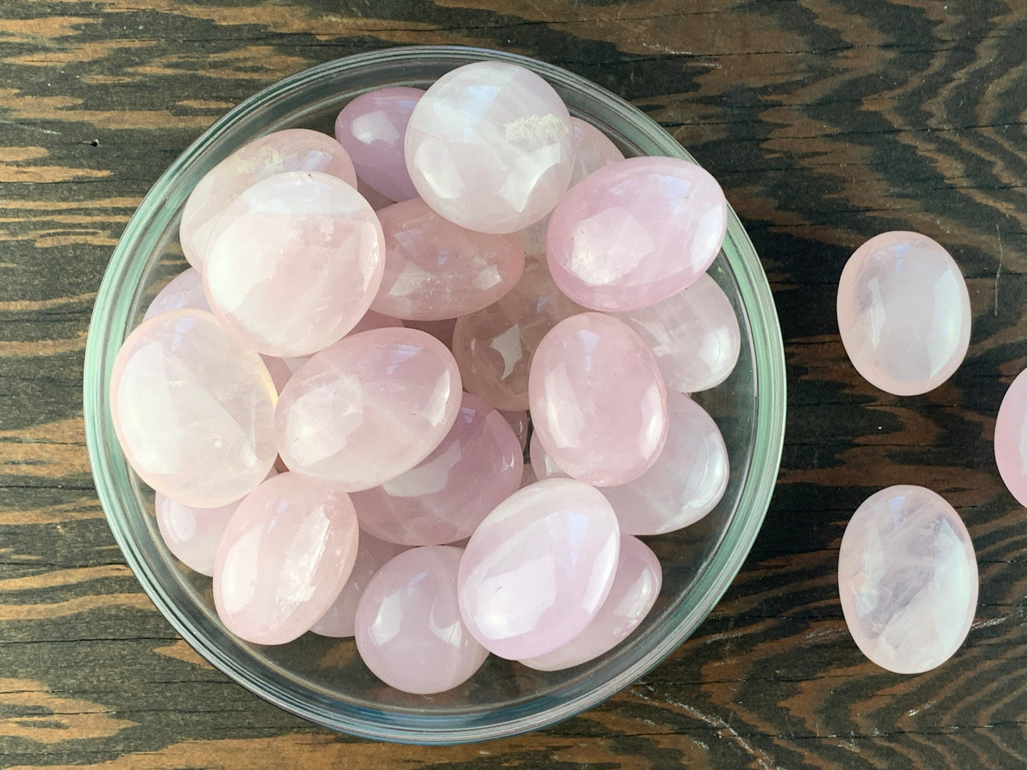 Rose Quartz Palm Stone Gallet - Tumbled, Polished Crystal