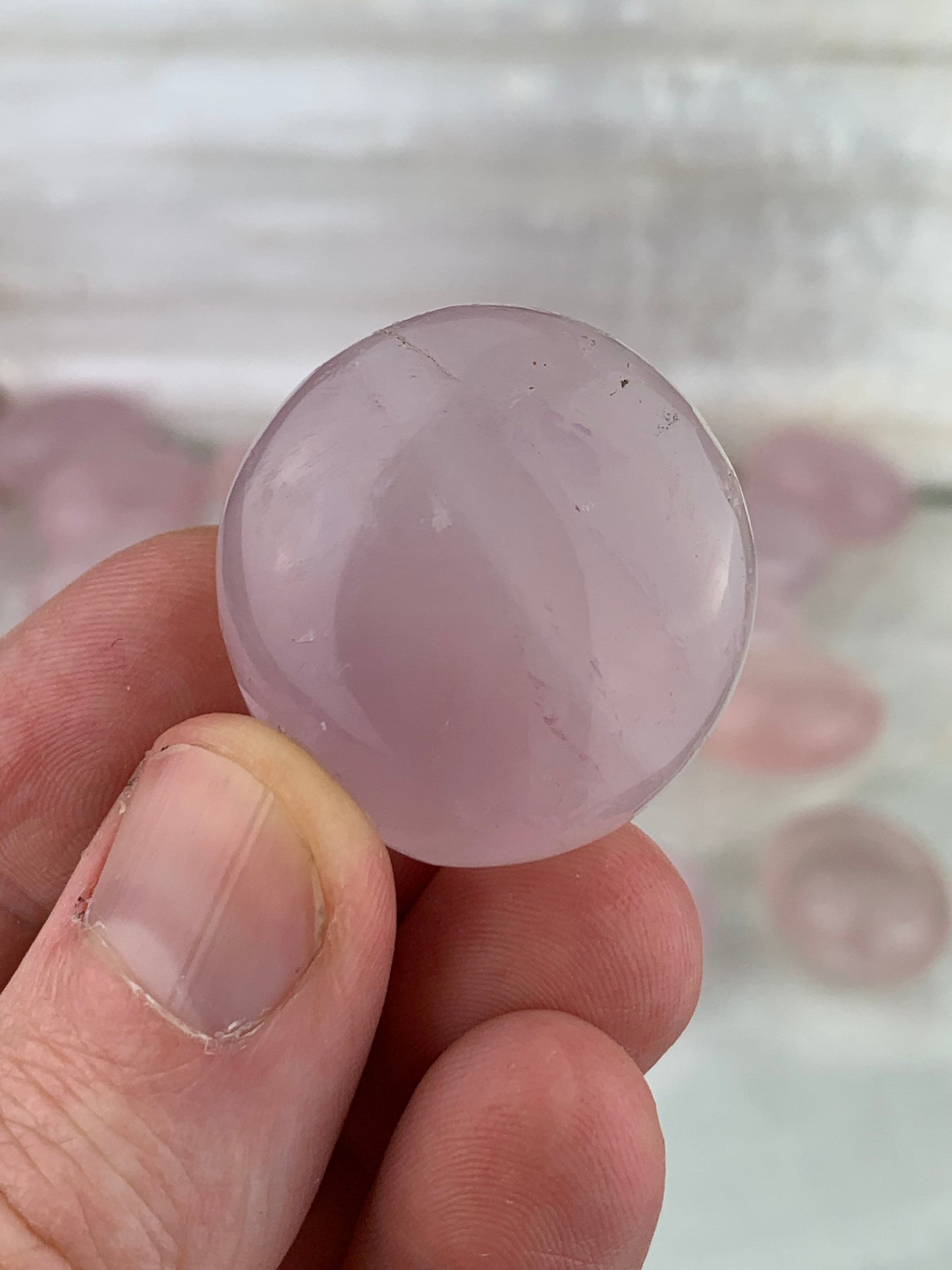 Rose Quartz Palm Stone Gallet - Tumbled, Polished Crystal
