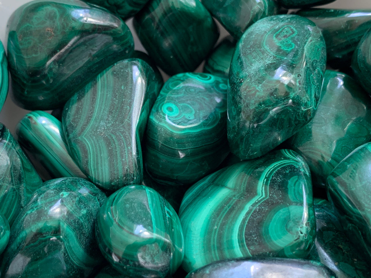 MALACHITE XL Tumbled Stone - Polished Crystal, Home Decor, Spiritual, Energy Healing, Gift - Detox