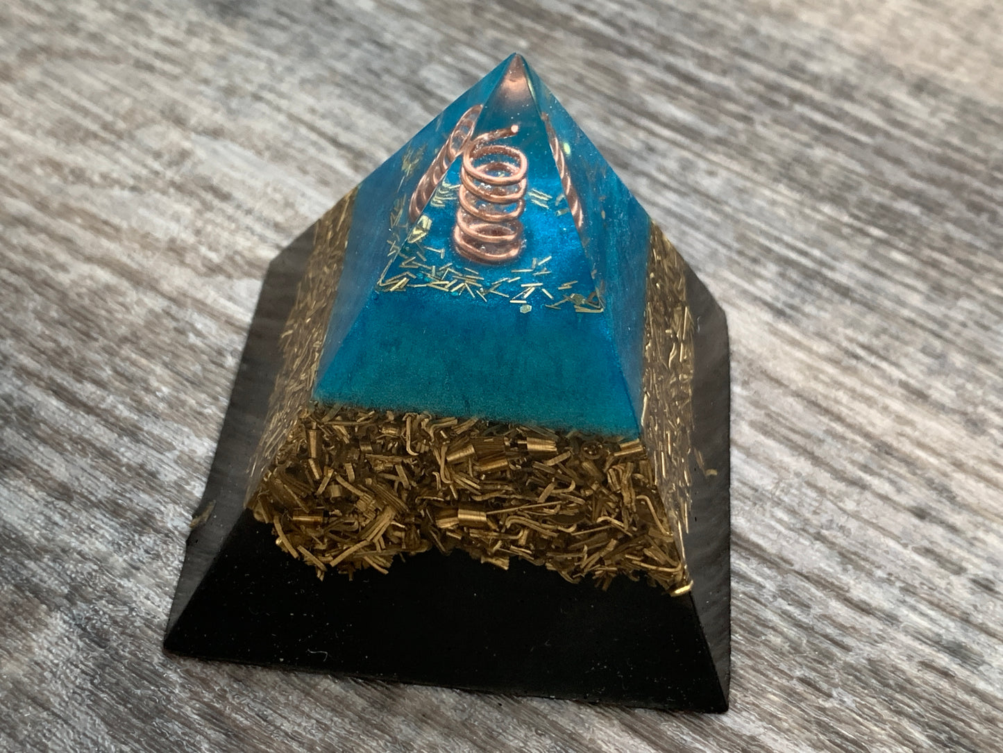 Blue Flame Energy Ray Orgonite Pyramid