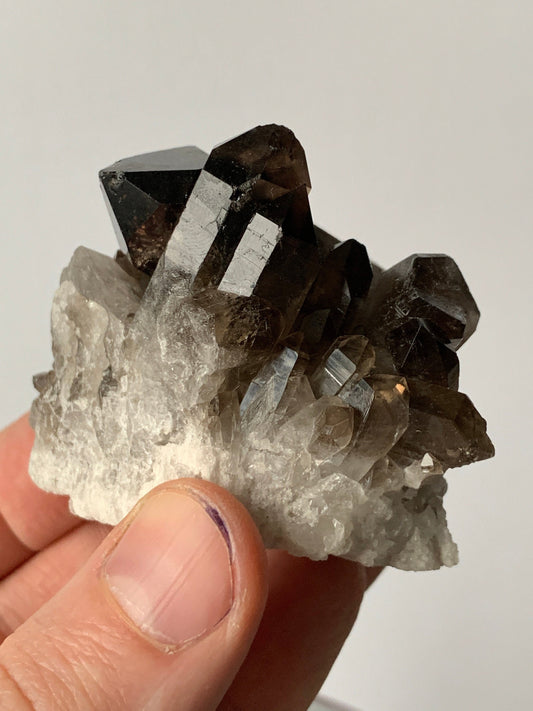 SMOKY QUARTZ Crystal Cluster - Raw Natural Rough Stone - Reiki, House Warming, Spiritual Gift, Chakra Energy Healing, SM8