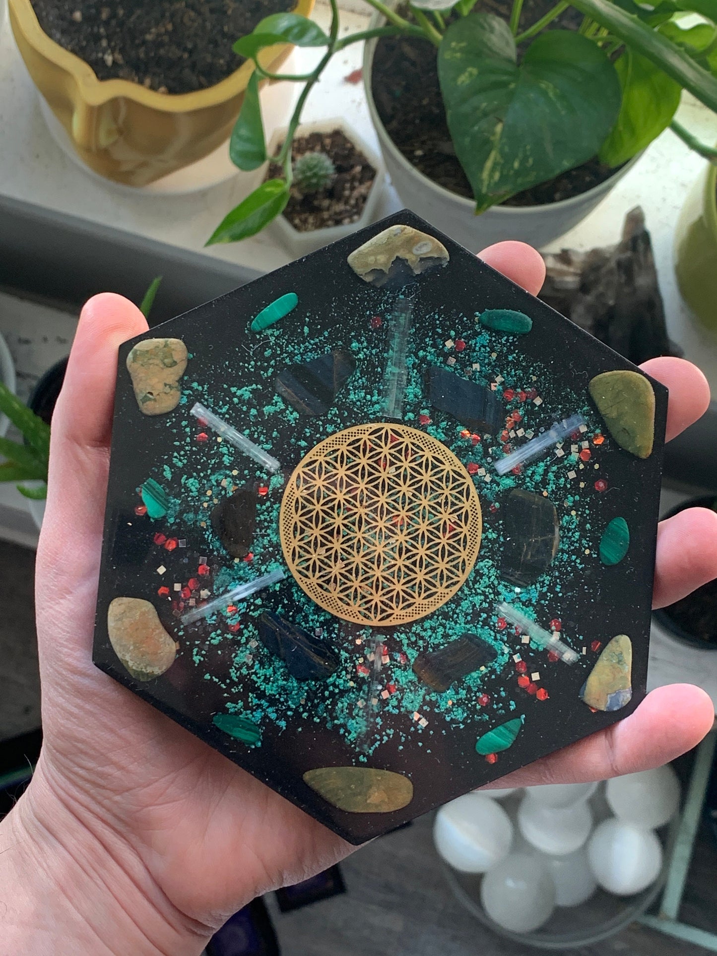 Orgonite® Charging Plate - Malachite, Forest Jasper, Blue Tigers Eye - Flower of Life